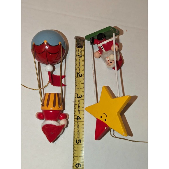Lot 2 Vintage 198$ Avon Wooden Christmas Tree Ornaments Collectible Santa - Picture 6 of 6